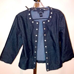 NYCC | Women’s Blue Denim Jacket w/Accent Button Design - Size Large